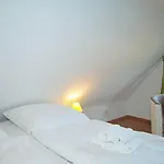 Apartment Wg Bernstein - Reetdachhaus - Ruhe Und Seeblick