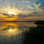 Wg Bernstein - Reetdachhaus - Ruhe Und Seeblick *