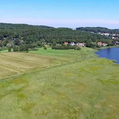 Lägenhet Wg Bernstein - Reetdachhaus - Ruhe Und Seeblick *