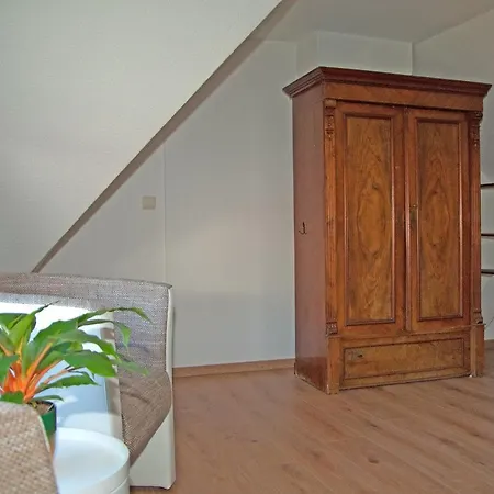 Διαμέρισμα Wg Bernstein - Reetdachhaus - Ruhe Und Seeblick Sellin (Rugen)