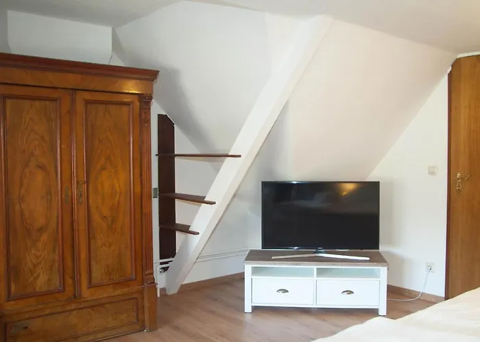 Wg Bernstein - Reetdachhaus - Ruhe Und Seeblick